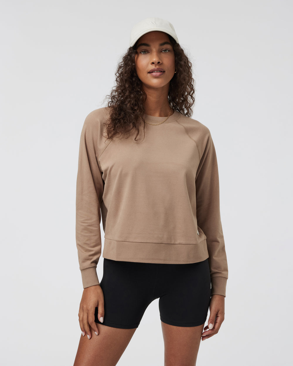 Vuori Women's Long Sleeve Halo Crew (Goldenrod)