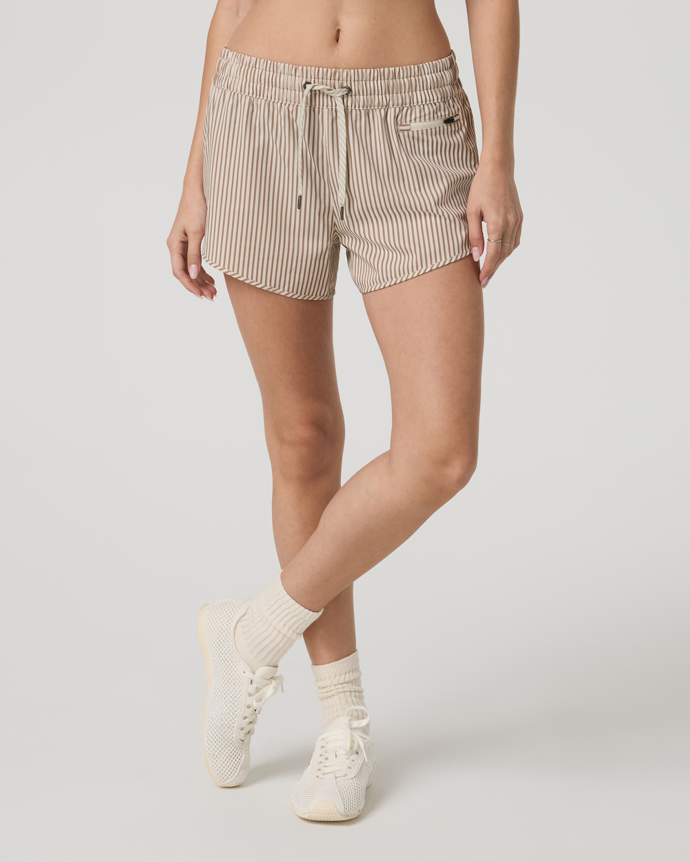 Vuori Women's Clementine 2.0 Short 4"