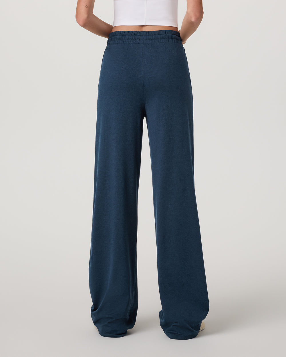Vuori Women's Halo Essential Wideleg