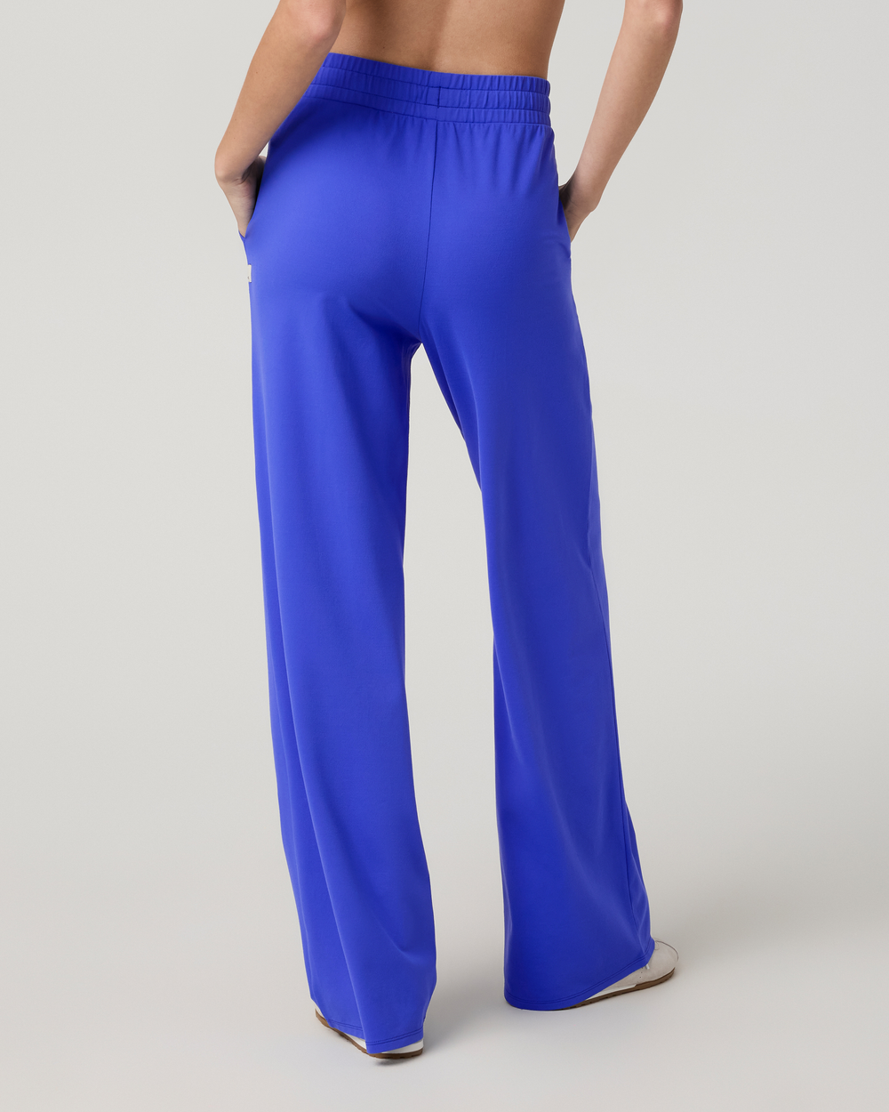 Vuori Women's Halo Essential Wideleg Pant