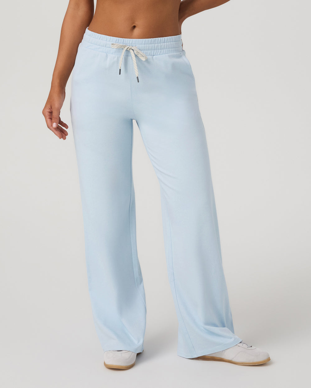 Vuori Women's Halo Essential Wideleg