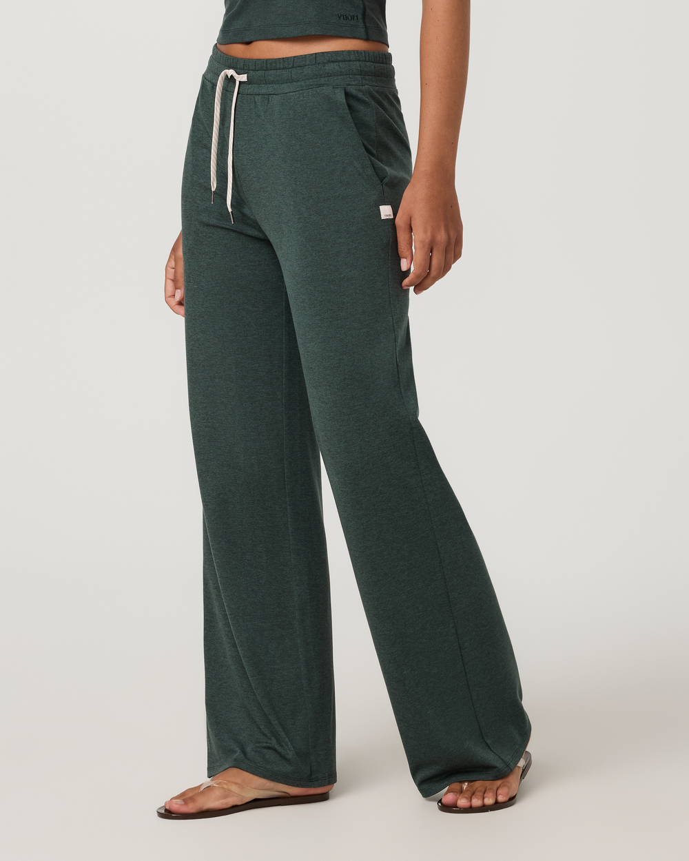 Vuori Women's Halo Essential Wideleg Pant