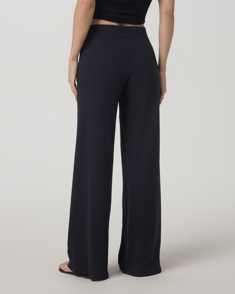 Vuori Women's Pose Wideleg Pant