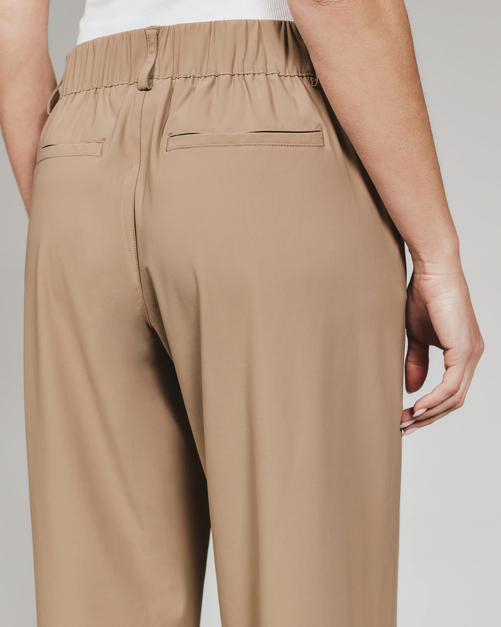 7 Diamonds Women's Zuma High Waisted Trouser