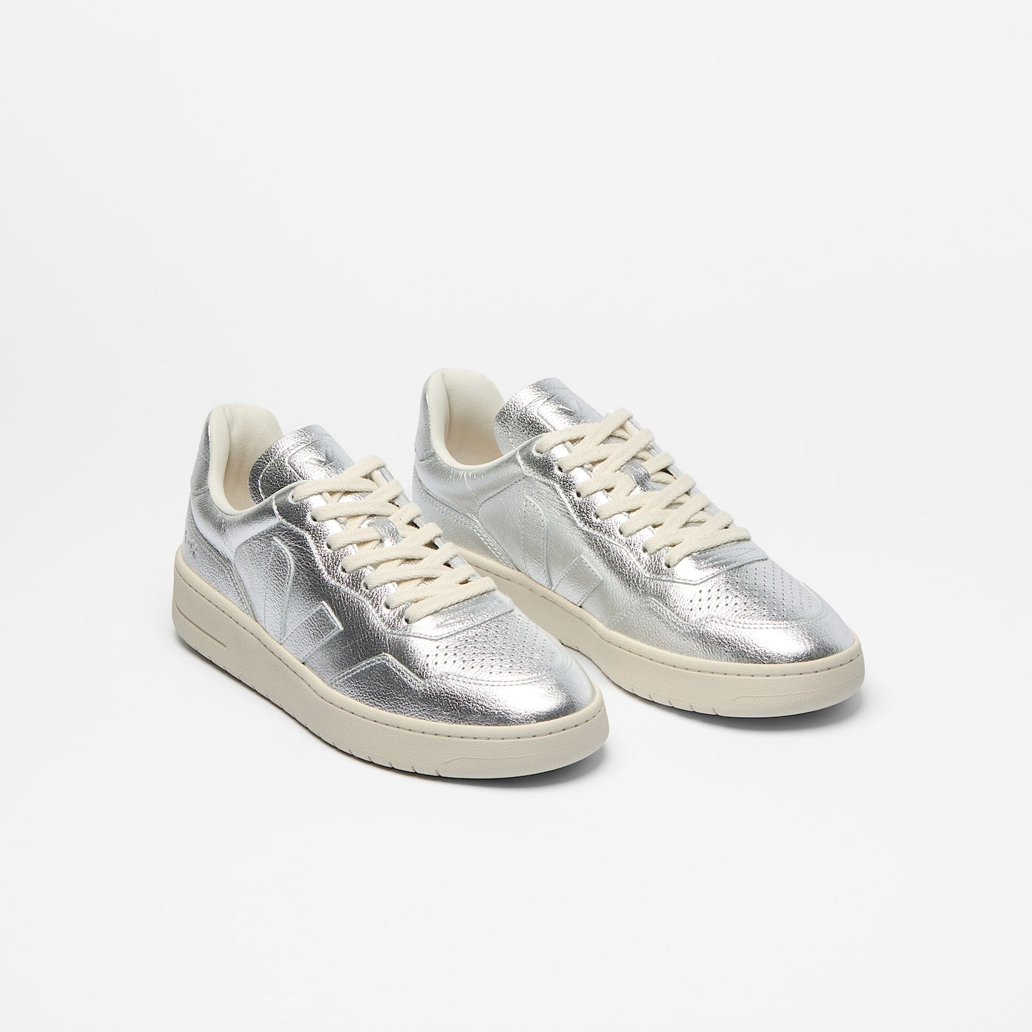 Veja Women's V-90 O.T Leather