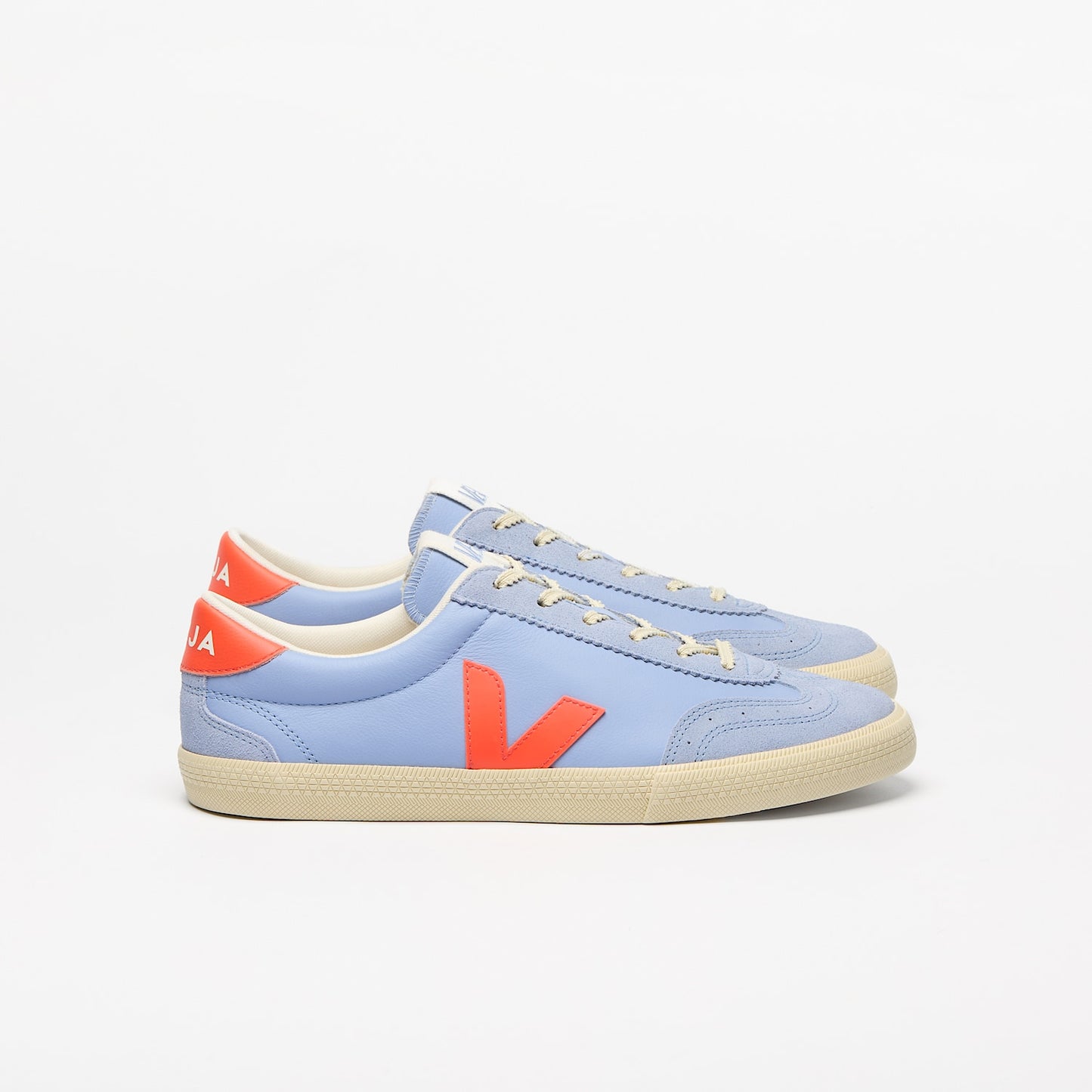 Veja Women's Volley O.T Leather