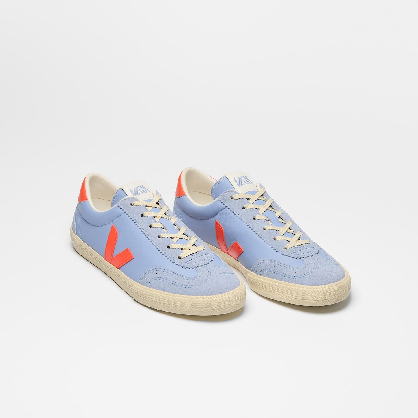 Veja Women's Volley O.T Leather