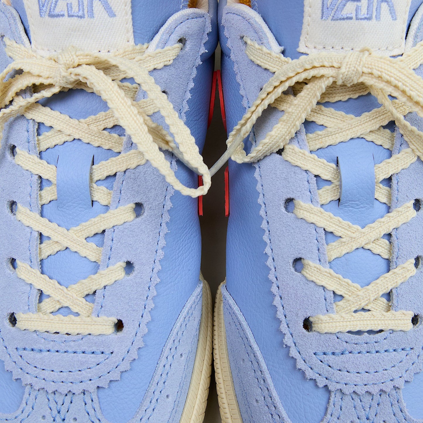 Veja Women's Volley O.T Leather
