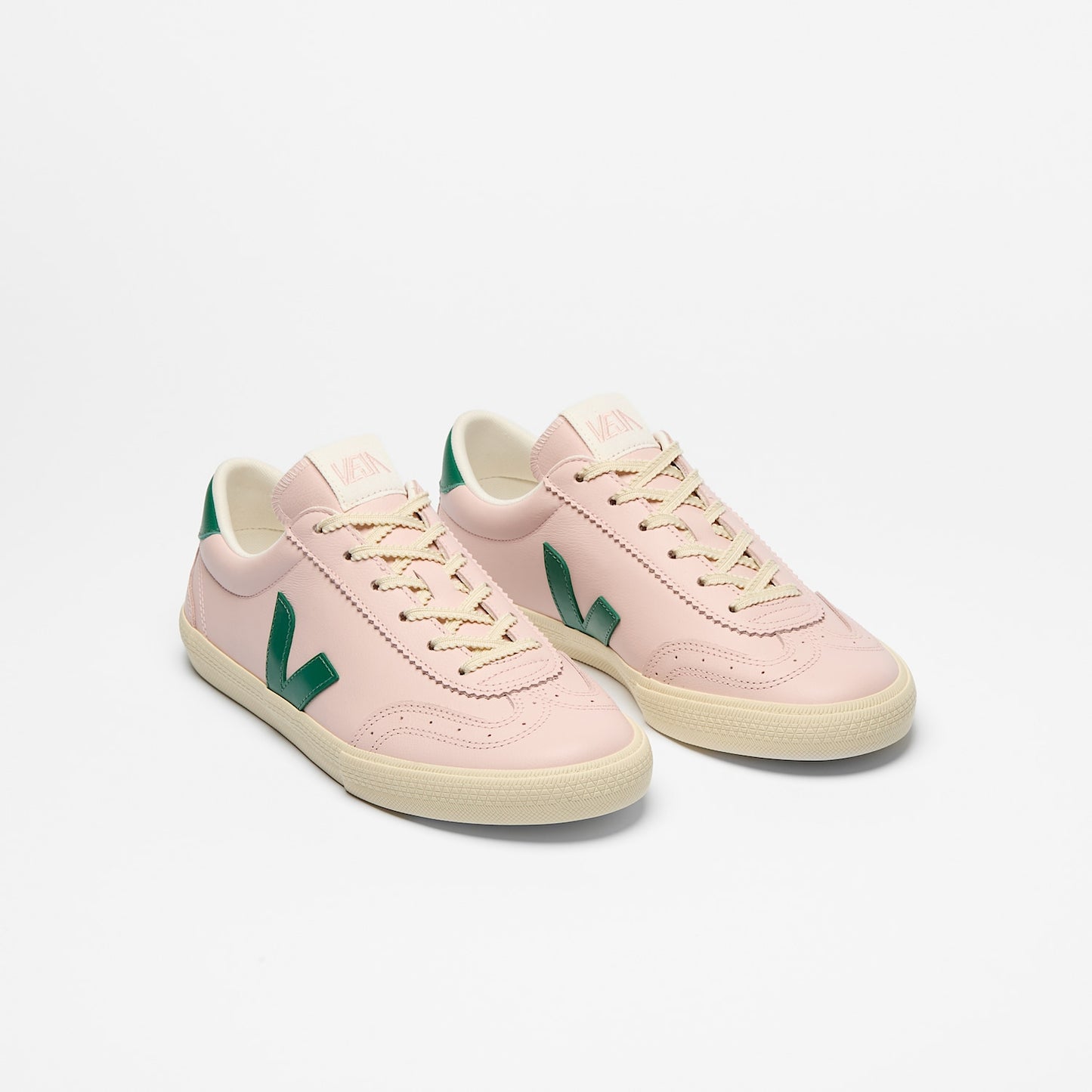Veja Women's Volley O.T Leather